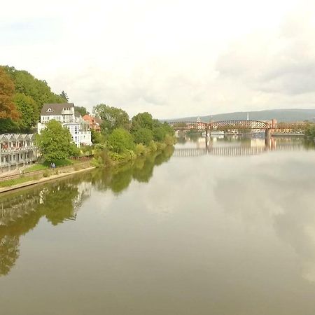 Weserwohnung - Bootshaus Urlaub Am Wasser ハーメルン エクステリア 写真