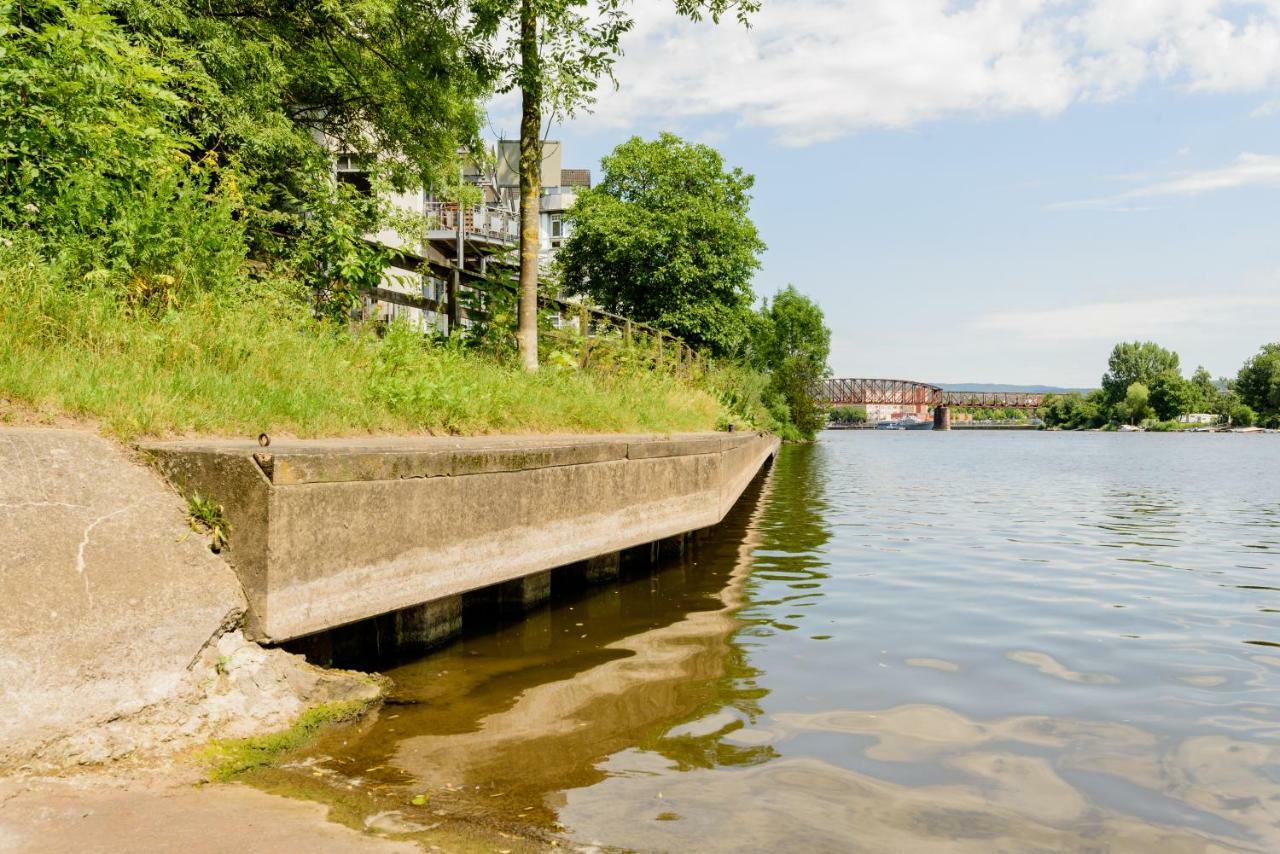 Weserwohnung - Bootshaus Urlaub Am Wasser ハーメルン エクステリア 写真