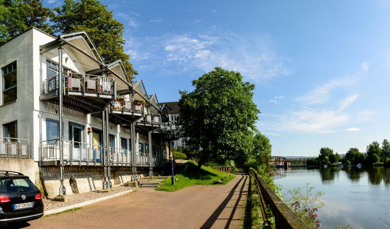 Weserwohnung - Bootshaus Urlaub Am Wasser ハーメルン エクステリア 写真
