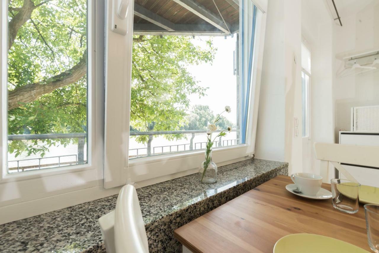 Weserwohnung - Bootshaus Urlaub Am Wasser ハーメルン エクステリア 写真