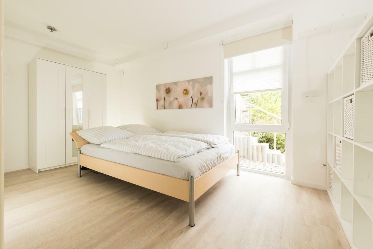 Weserwohnung - Bootshaus Urlaub Am Wasser ハーメルン エクステリア 写真